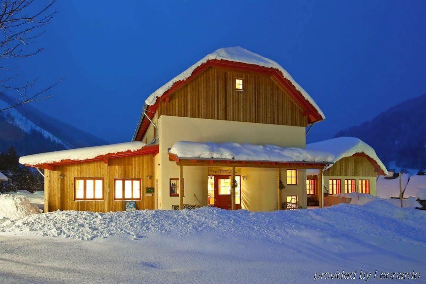 Jufa Hotel Доннерсбахвальд Экстерьер фото